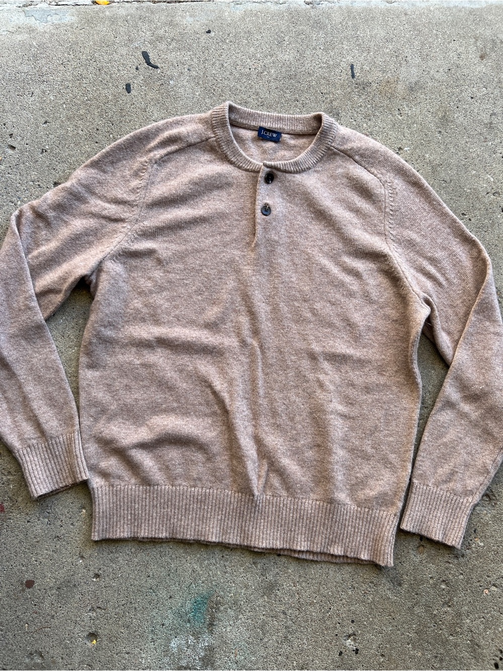 J. Crew Men’s Tan Henley lambs wool Blend Sweater size large